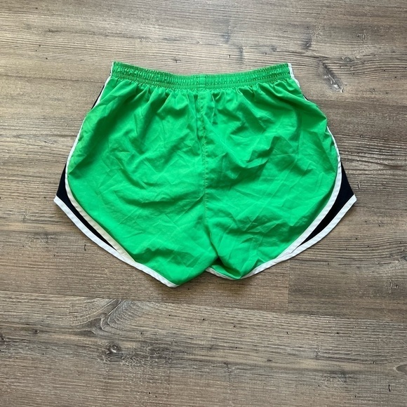 Nike Dri-fit Women’s Athletic Track Running Shorts size S Green/Black/White - Picture 3 of 3